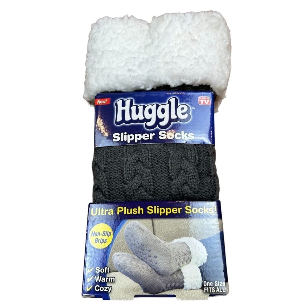 Huggle Slipper Socks Gray Cable Knit NEW